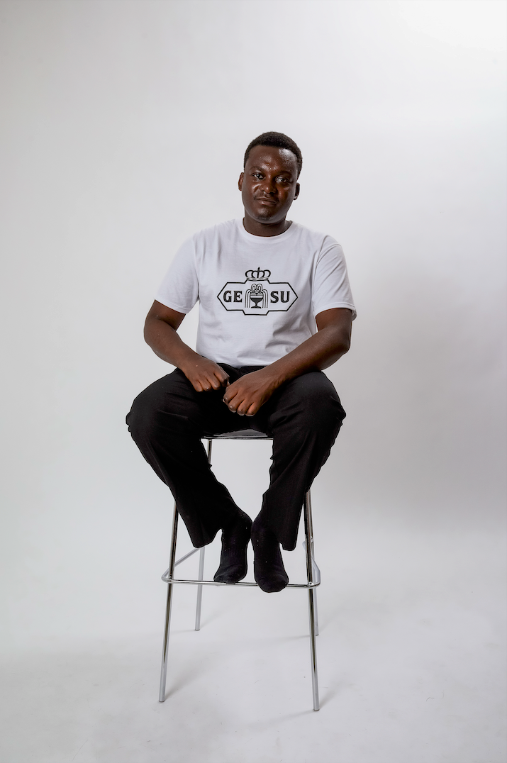 Gesu Krone Shirt weiß